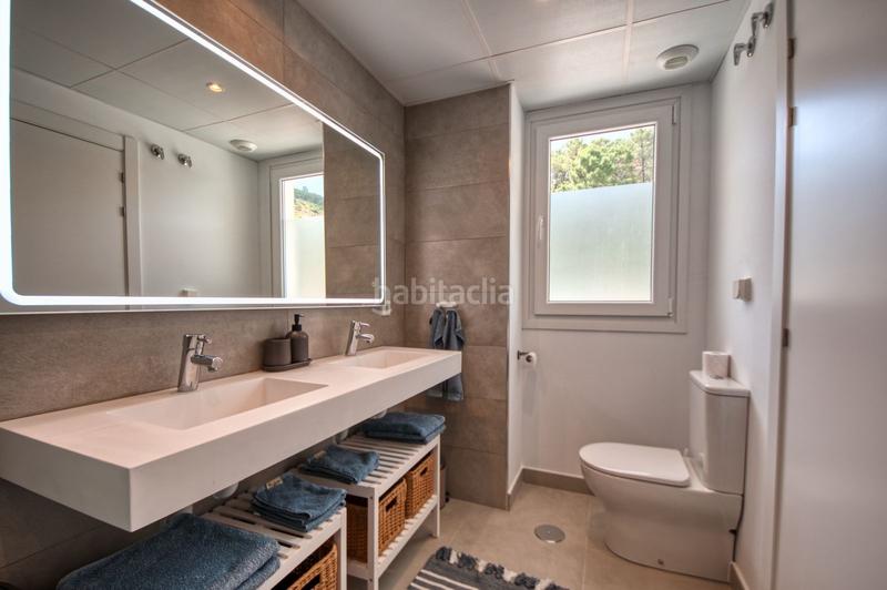 Foto 085ae801-c244-47ad-8abe-cebe1918f361. Attique avec parking piscine dans Benahavís pueblo Benahavís