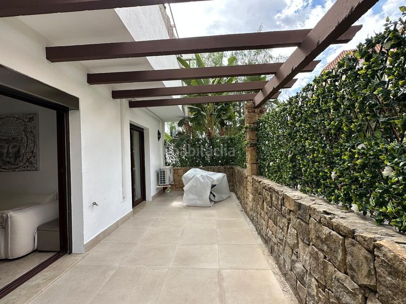 Foto 00fd34d6-fc58-4400-b7d7-d692569fb5eb. Pis amb aparcament piscina a Zona Miraflores Marbella