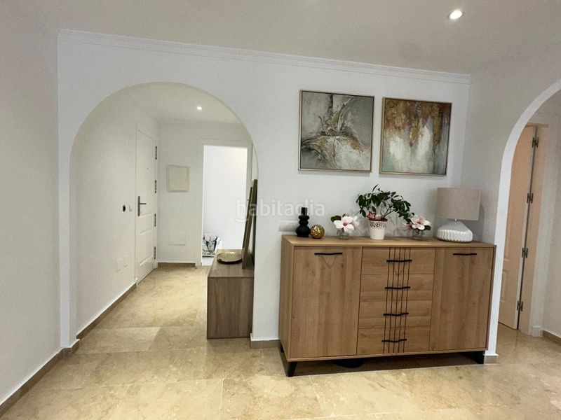 Foto d96c94ce-e129-4644-86b3-13a826749832. Pis amb aparcament piscina a Zona Miraflores Marbella
