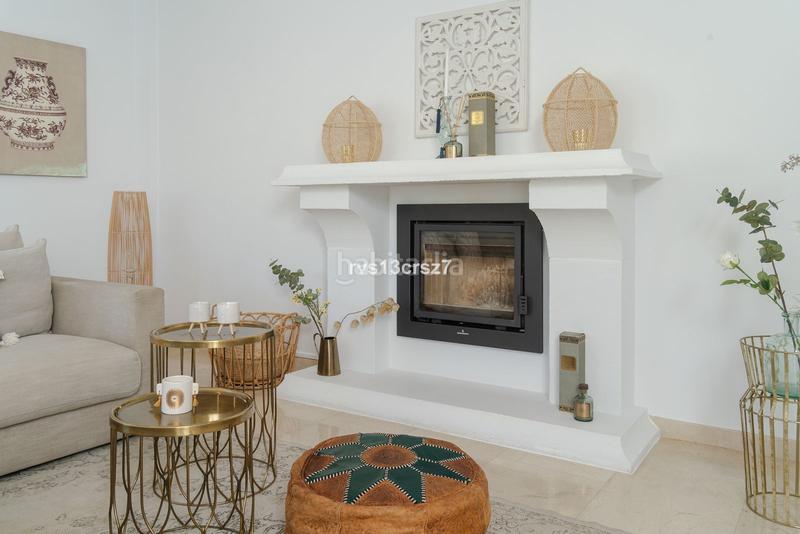 Foto 131e6645-0080-4d47-bd20-d3f033061ab9. Casa aparellada amb aparcament a Santa María Marbella