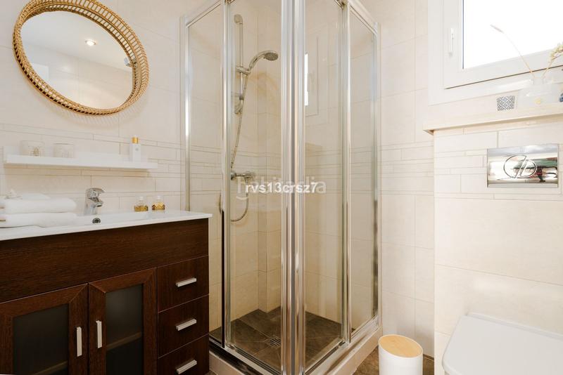 Foto 3475b854-e72e-4a83-a2d1-f5f1eeb02c65. Casa aparellada amb aparcament a Santa María Marbella