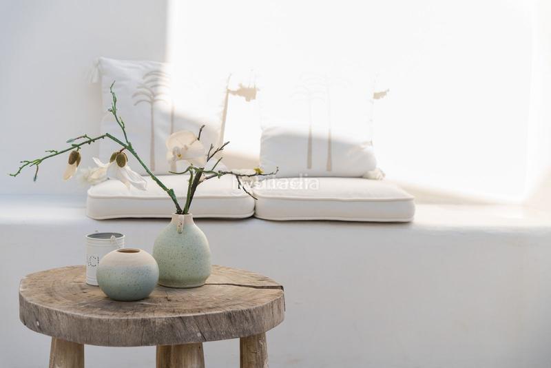 Foto 686d526b-0688-46b7-aac0-8c7e601c9298. Casa aparellada amb aparcament a Santa María Marbella