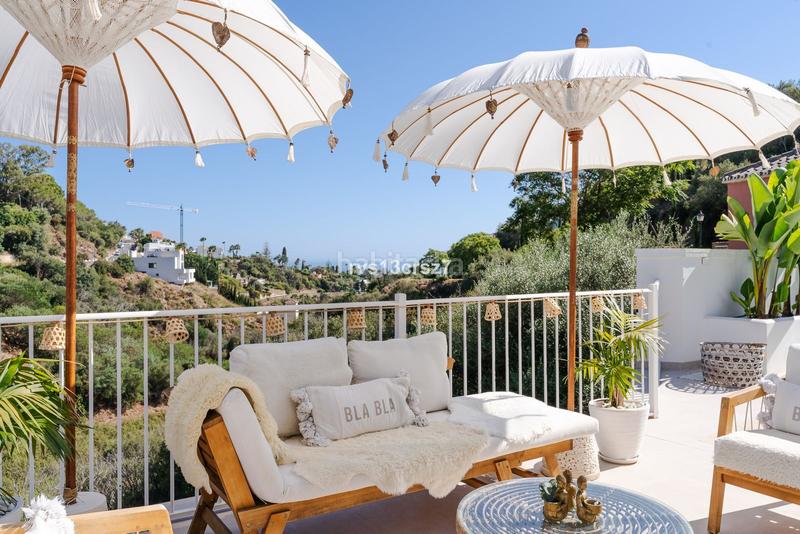 Foto b66a7568-a8af-4407-9417-fb3cf73fb162. Casa aparellada amb aparcament a Santa María Marbella