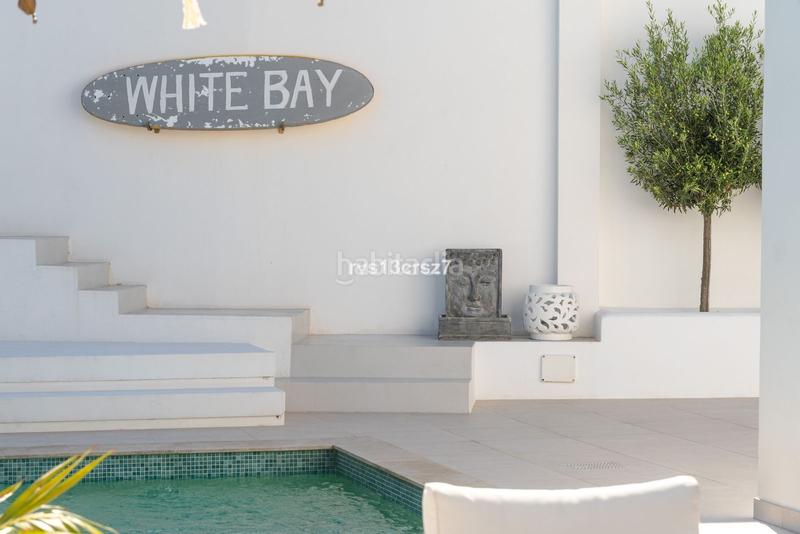 Foto b1a95e06-af0c-4bc7-8018-51b32d8ccbea. Towny house with parking in Santa María Marbella