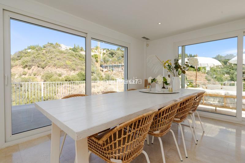 Foto b977faef-4e4f-4124-83fe-095160eb76e3. Towny house with parking in Santa María Marbella