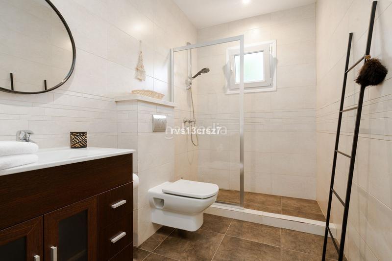 Foto bc8b7edd-2d04-4d2c-894e-f66238bb9f39. Towny house with parking in Santa María Marbella