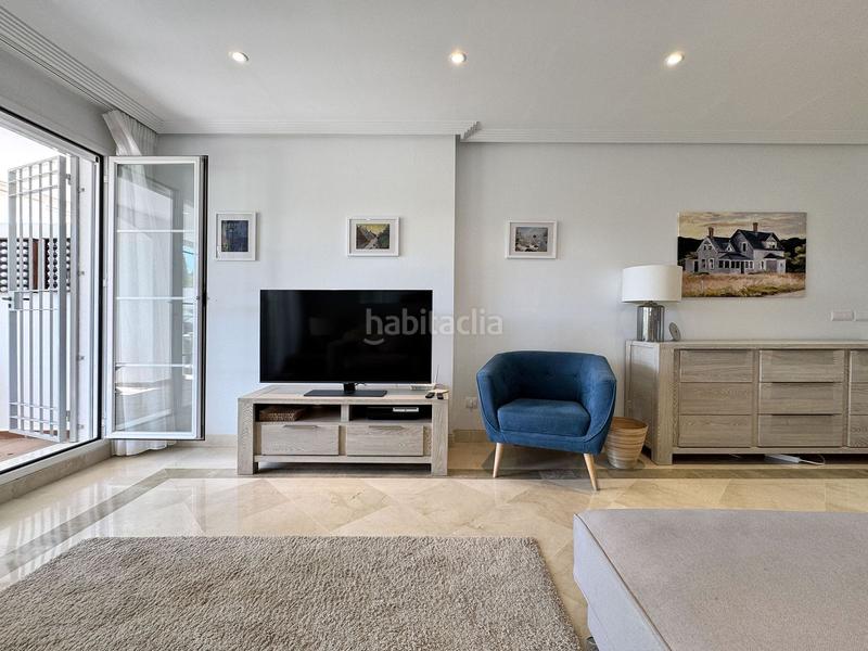 Foto a72fe9dc-fe50-45f4-bb1f-c19ac2e33d34. Piano terra con parcheggio piscina in Benahavís pueblo Benahavís