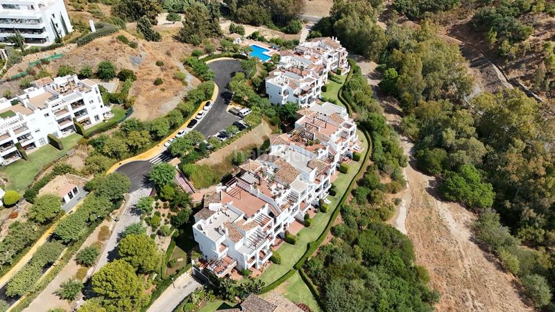 Foto c3b3540d-3f81-47e7-8cd5-59eccdebb369. Planta baixa amb aparcament piscina a Benahavís pueblo Benahavís