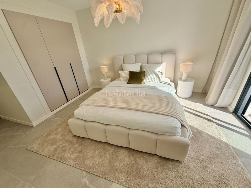 Foto 0e1e2d3f-fb51-4615-8060-91e4d0e7ce13. Piso en Las Brisas Marbella