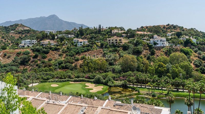 Foto c951c830-3799-4b51-b2e6-406062ba4c98. Piso en Las Brisas Marbella