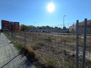 Terreny residencial a Rubén dario 11. Solar en venta en santa fe.