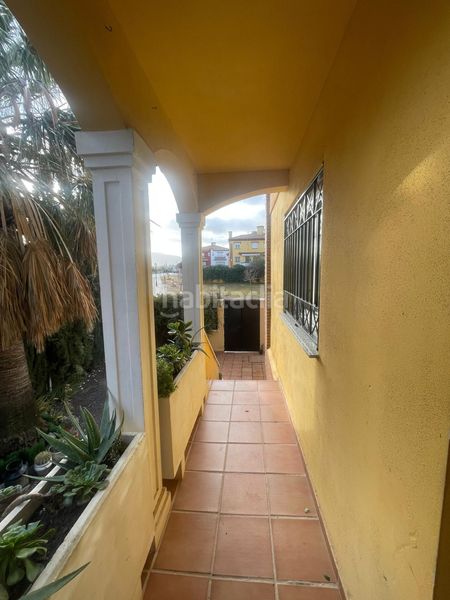 Foto 53abd25d-4cea-439f-802a-4c5e395c355a. Casa amb calefacció aparcament piscina a Urbanizaciones Alhendín