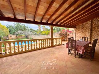 Reihenhaus in Sa Cabaneta. Casa con jardín, piscina y carácter en sa cabaneta, marratxí