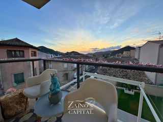 Appartement  Constitució. Piso en el centro de andratx con balcón y terraza solárium con v