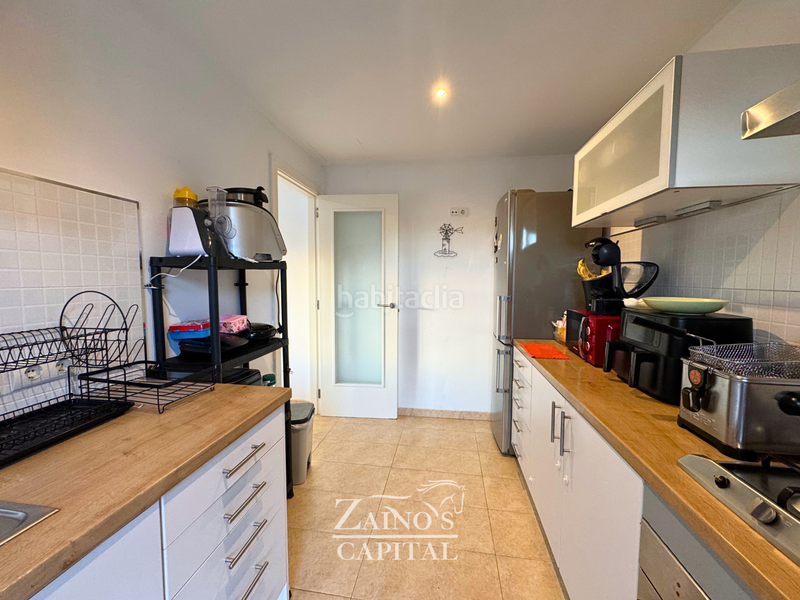 Foto 19b8bc20-5912-4ee1-a0ec-dc2d6c0b04af. Piso  en el centro con balcón y terraza solárium con vistas 360 en Andratx