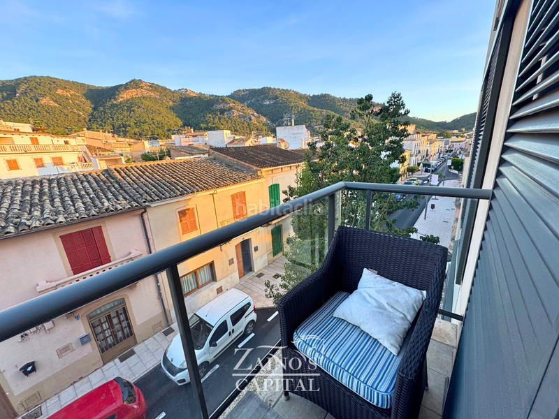 Foto 7a4a0949-ffb6-4700-9eef-bfb93606decc. Piso  en el centro con balcón y terraza solárium con vistas 360 en Andratx