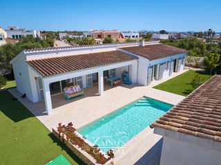 Casa  Sa pleta. Chalet privado de 220 m con piscina, parking, amplio jardín y ca