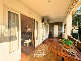 Appartement  Hércules. Piso luminoso con terraza y vistas al mar en badia blava