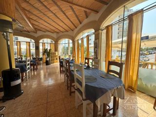 Location Local commercial  Cl bartomeu fons. Oportunidad de inversión traspaso de exitoso restaurante en ubic