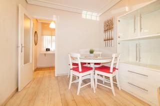 Location Appartement à Barrio León. **piso en alquiler temporal en triana, sevilla - ideal para estu