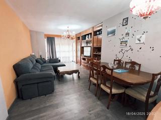 Location Appartement  Calle de isabel colbrand. Alquiler de habitaciones