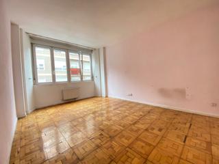 Etagenwohnung in Centro. Piso centrico de gran tamaño