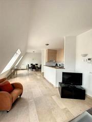 Lloguer Pis a Casco Antiguo. Estudio luminoso amueblado completamente