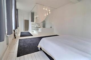 Lloguer Pis a Nou Eixample Sud. Estudio luminoso amueblado completamente