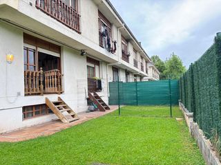 Etagenwohnung in Calle camino real 137. Duplex con jardín  en cartes