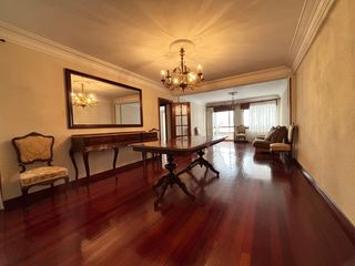 Etagenwohnung  Calle josé maría pereda. Exclusiva vivienda de gran tamaño en plena plaza mayor de torrel