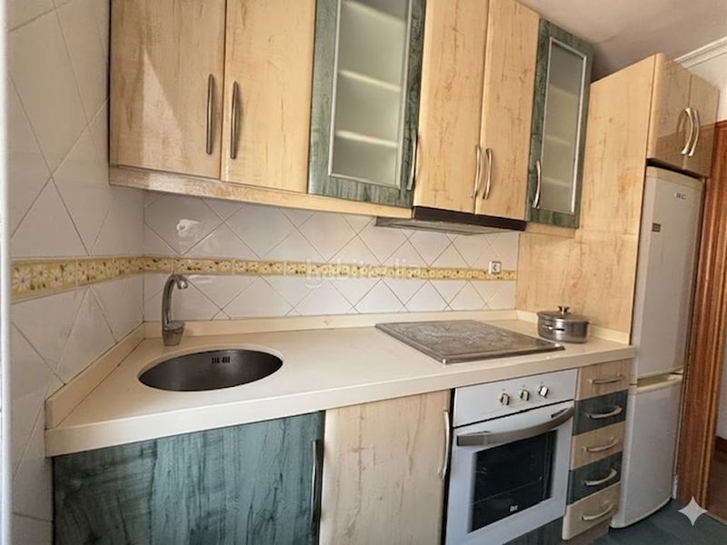 Foto ac083097-5802-4015-a05c-63b6cfb68429. Pis amb calefacció aparcament a Inmobiliaria - Barreda Torrelavega