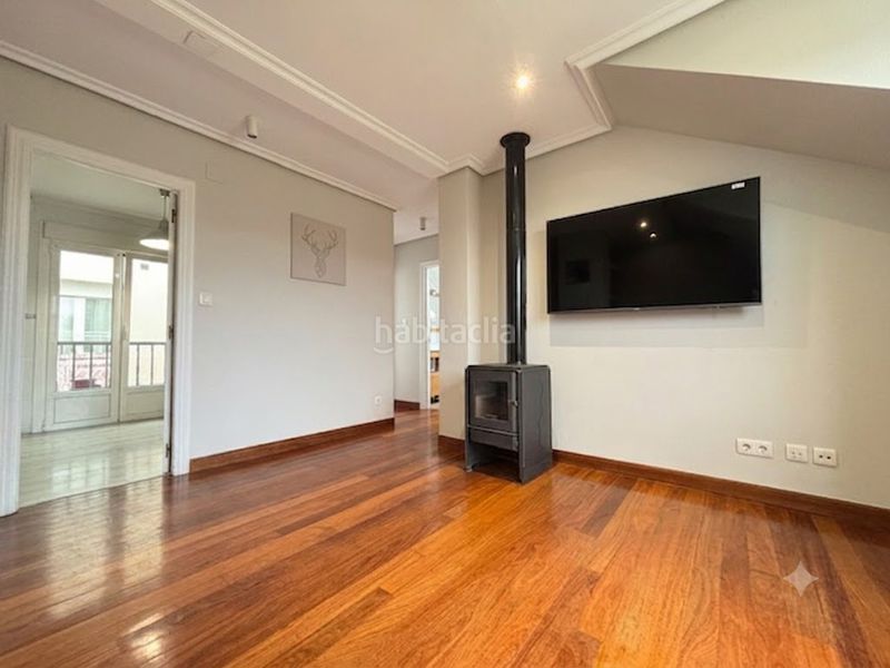 Foto c1545ef2-49e5-4fb6-91eb-b9b94085fe8e. Flat with heating parking pool in Suances