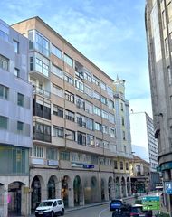 Flat  Calle josé maría pereda. Piso de 174 m² en pleno centro de torrelavega