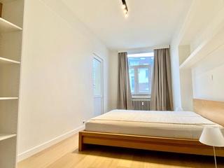 Alquiler Piso en Pont Nou - Corazón de Jesús. Estudio luminoso amueblado completamente