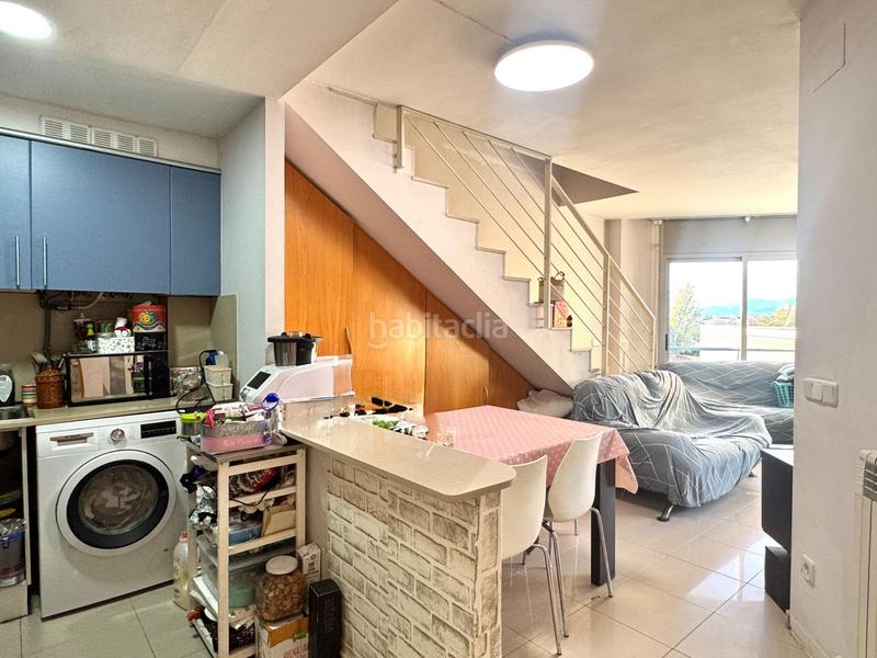 Foto e9e34602-7794-4a8c-ad76-28b829f8df23. Dachwohnung mit heizung in Eixample Sud-Migdia Girona