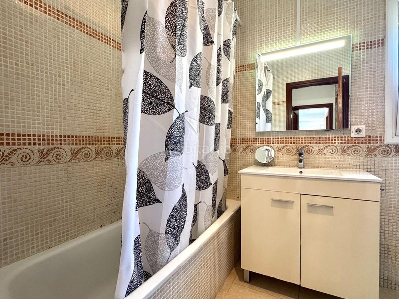 Foto 0aa9c53d-e173-4b10-b2a6-ba973cffbe2a. Xalet amb aparcament a Caldes de Malavella