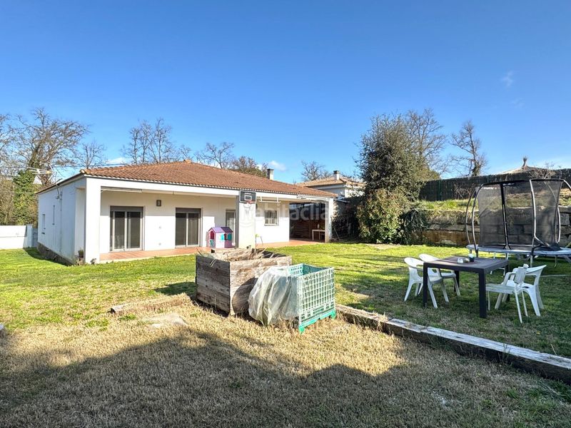 Foto db8f79c9-8e3b-4990-b331-565e47daf31b. Xalet amb aparcament a Caldes de Malavella