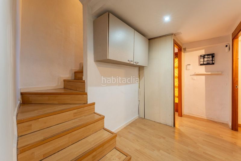 Foto b039df99-f4eb-45cd-bb08-a2ae1c2c4b85. Casa adossada amb aparcament a Anglès