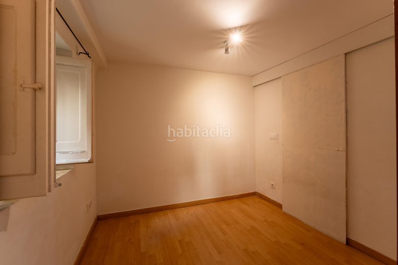 Foto ece81ea5-7d7f-4d6b-aa8f-a83fa69a72ad. Casa adossada amb aparcament a Anglès