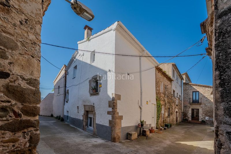 Foto 23f4c1ee-3f6f-44d0-b8a2-64607097db37. Casa adosada en Bordils