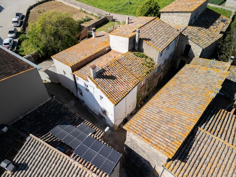 Foto 4d13b0a7-588c-4b11-8f20-8270791cd186. Casa adosada en Bordils