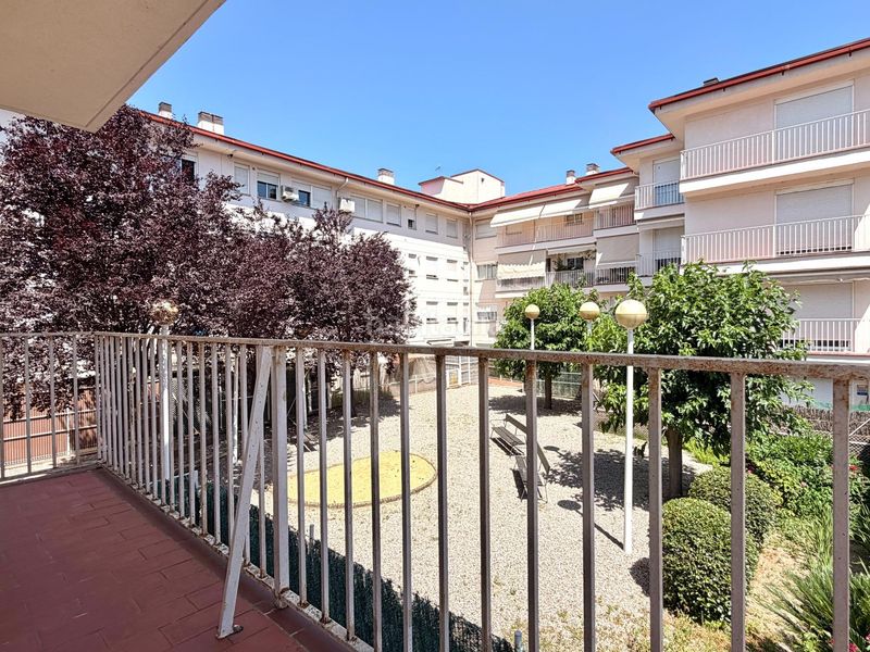 Foto aedf4e6a-0358-4a37-ac9f-b0436426da07. Piso en Fontajau - Sant Ponç Girona