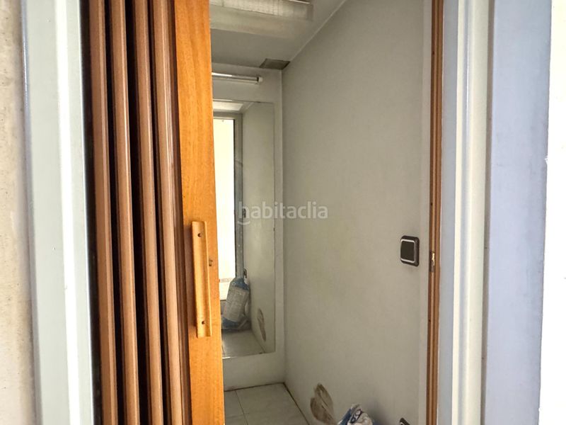 Foto db45e6b6-aa9d-4ed1-b35d-6b4a64cc148c. Casa adosada en Anglès