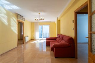 Piso en RIU GUELL