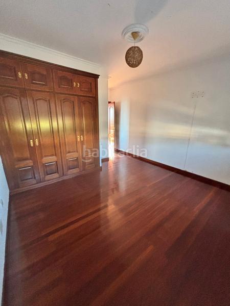 Foto f01cbd06-ec17-446d-90b6-0207bf7a1bf2. Maison avec chauffage parking dans Carral