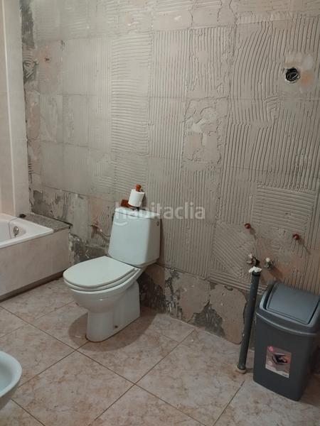 Foto 6a6b49f2-61f7-45d9-bbbd-d41f1b41aa43. Rez-de-chaussée avec chauffage parking dans Los Castros - Castrillón Coruña (A)