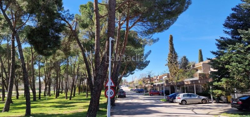 Foto f386a936-d433-4463-a85f-c3813a905fee. Pis amb calefacció aparcament piscina a Aravaca Madrid