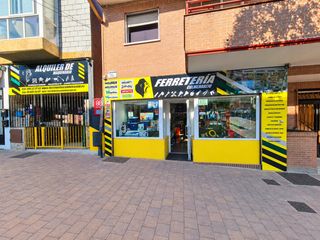 Local Comercial a Calle Madrid 14