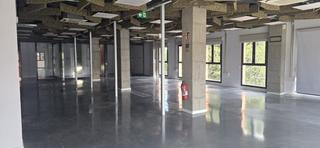 Office space in Calle de san sotero 11. Oficina en venta en juliu00e1n camarillo , madrid