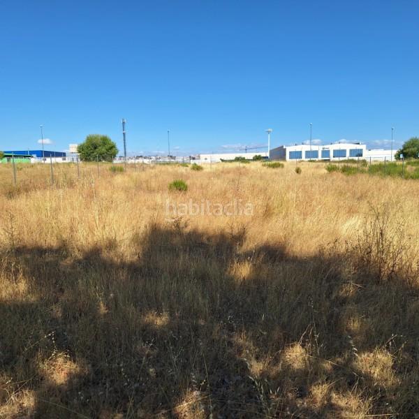 Foto faae5f64-0ef6-4e0a-8195-400982c7ca8d. Solar industrial  en venta en , madrid en Leganés